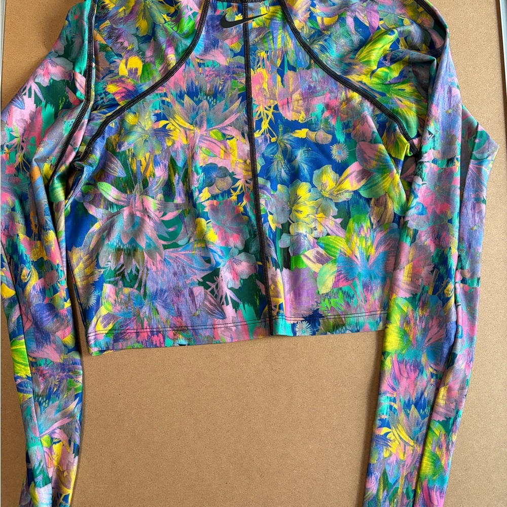 Nike Floral Fusion Swimwear - Picture 3 of 11